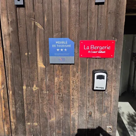 Semesterbostad La Bergerie A Coeur Vaillant 3 Etoiles Meuble De Tourisme